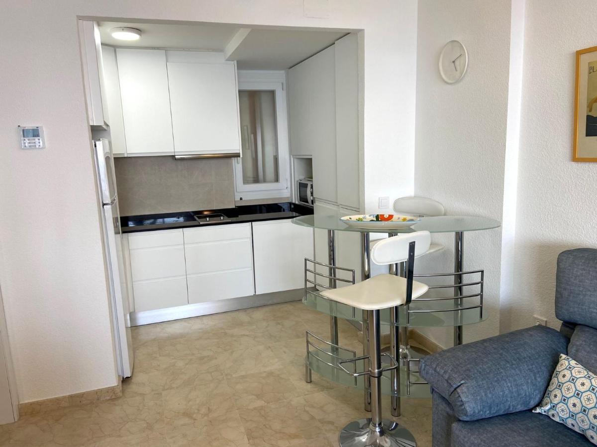 Apartamento Torre Levante, Primera Linea De Playa Benidorm Exteriör bild